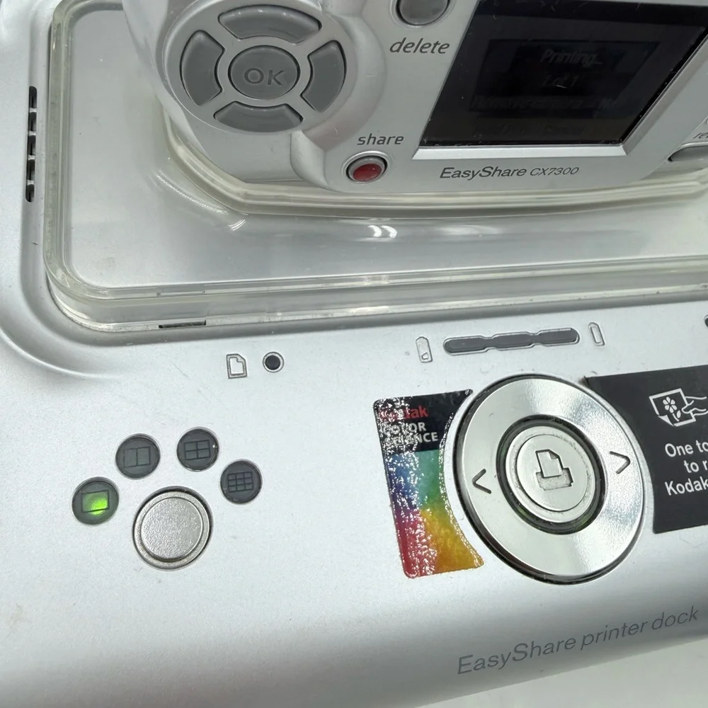Kodak EasyShare CX7300 Digital Camera + Printer Dock Bundle READ